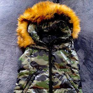 Aqua Camouflage Vest